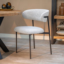 Jídelní židle Metz Béžové bouclé s černou podnoží Mahom