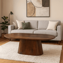 Tmavě hnedý oválny konferenční stolek